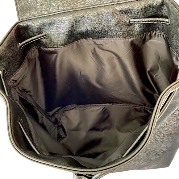 NWT Victoria's Secret black vegan leather full size drawstring backpack - Picture 8 of 14